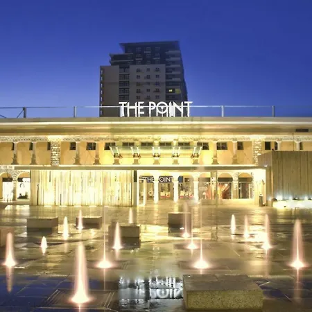 Spacious, Location *