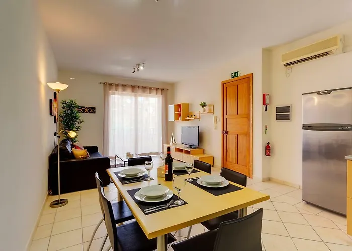 Daire Spacious, Location