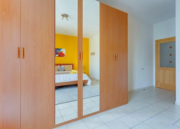 Daire Spacious, Location